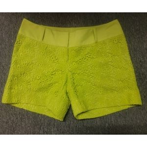 The Limited Crew Fit Citrine Lacr Shorts, size 4